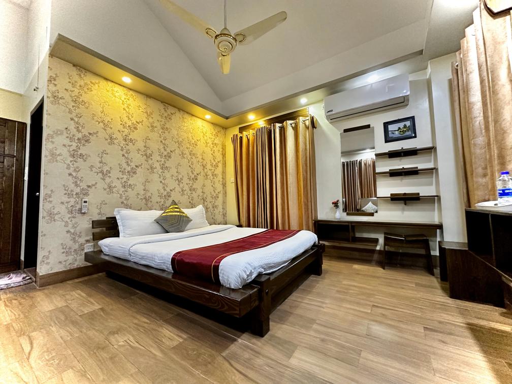 Shymoli & Dipali Pool Cottage Suites
