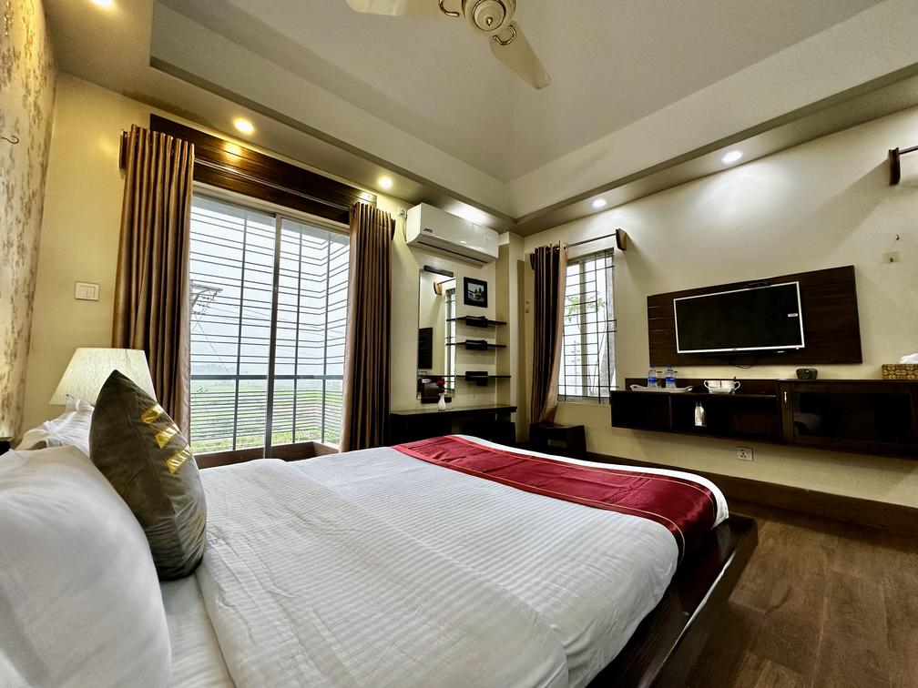 Shymoli & Dipali Pool Cottage Suites
